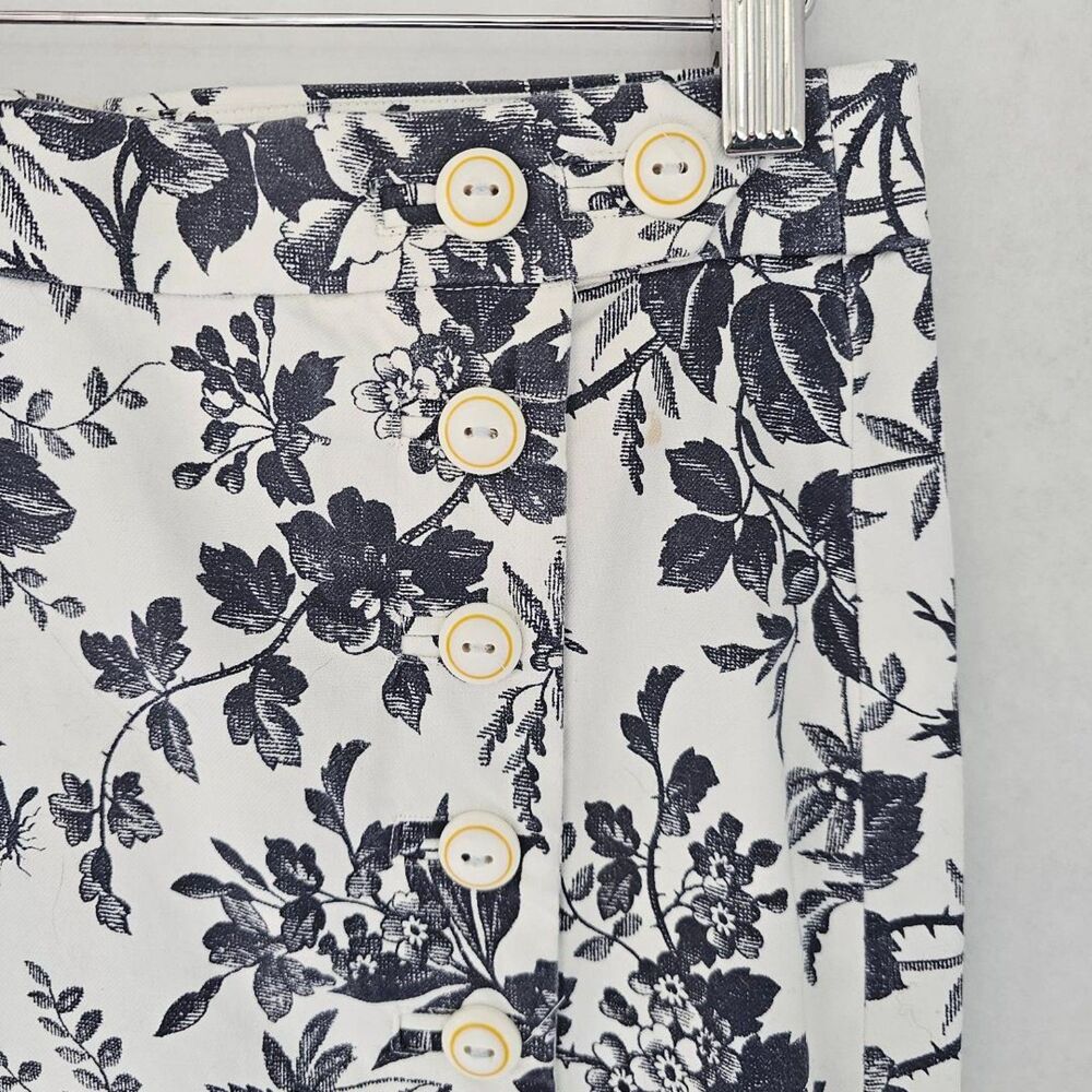 J.Crew Pencil Skirt | Black White Floral Botanical Print | Women’s Size 2 - Picture 2 of 5